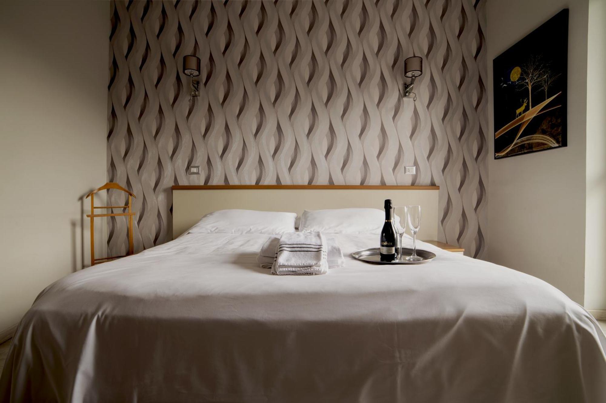 Hotel Frejus Collegno Luaran gambar