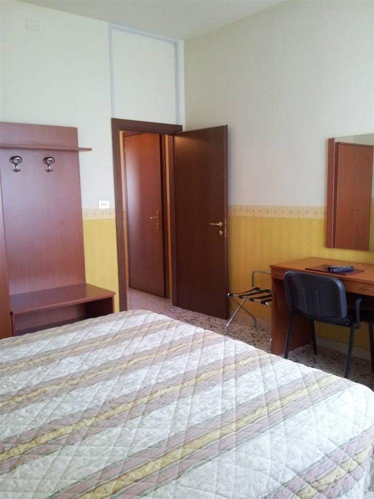 Hotel Frejus Collegno Luaran gambar