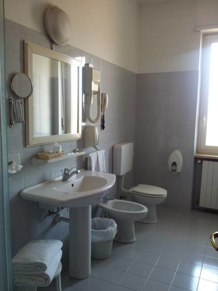 Hotel Frejus Collegno Luaran gambar