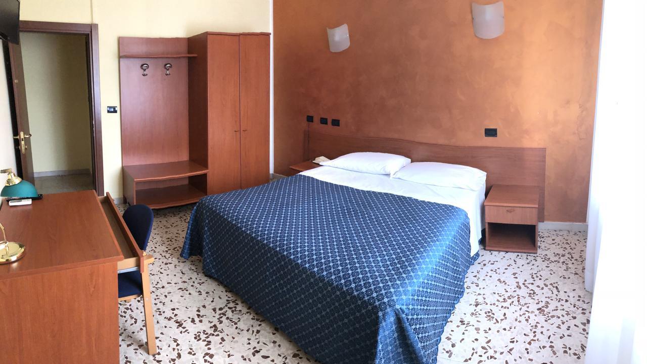 Hotel Frejus Collegno Luaran gambar