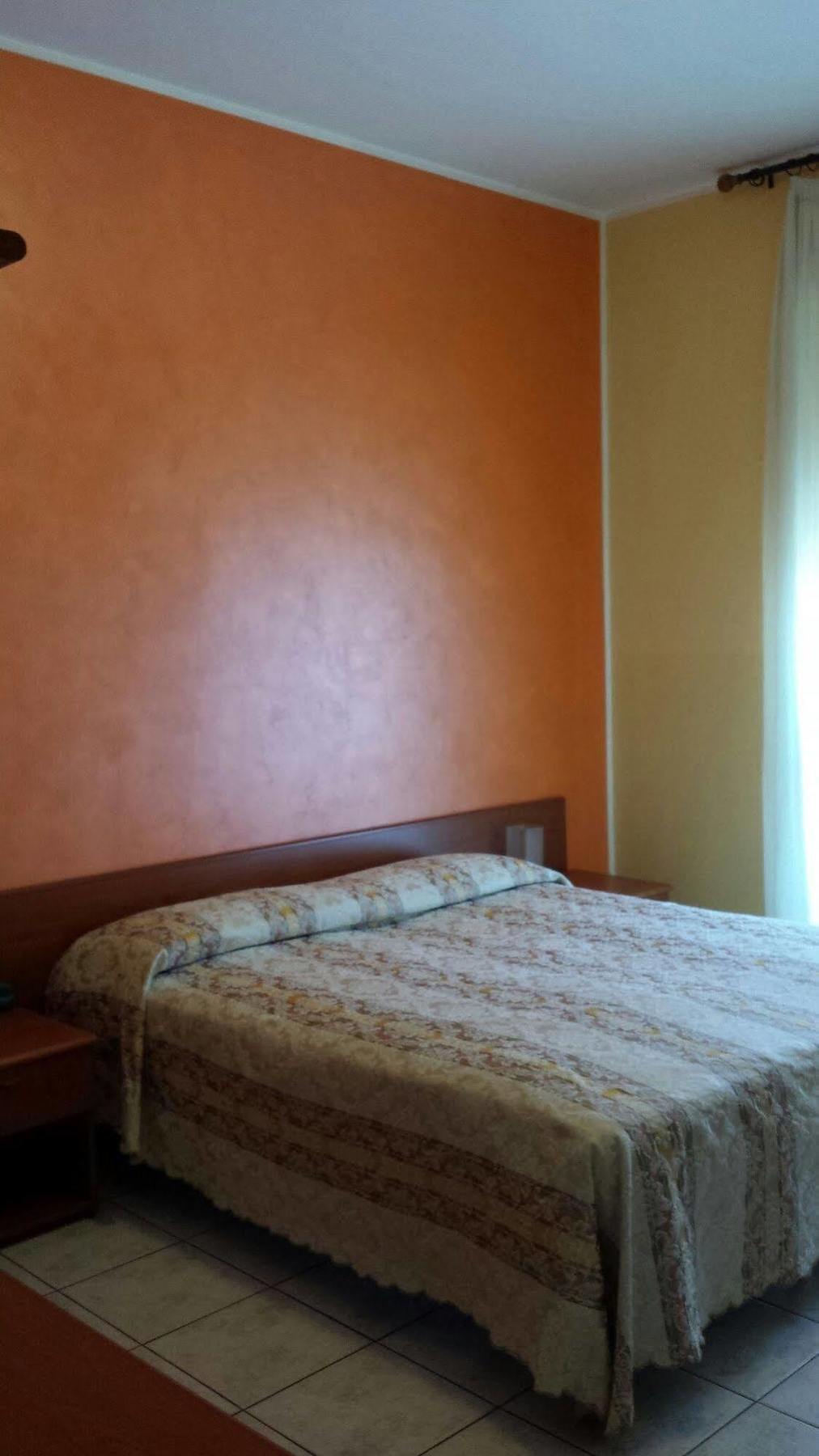 Hotel Frejus Collegno Luaran gambar