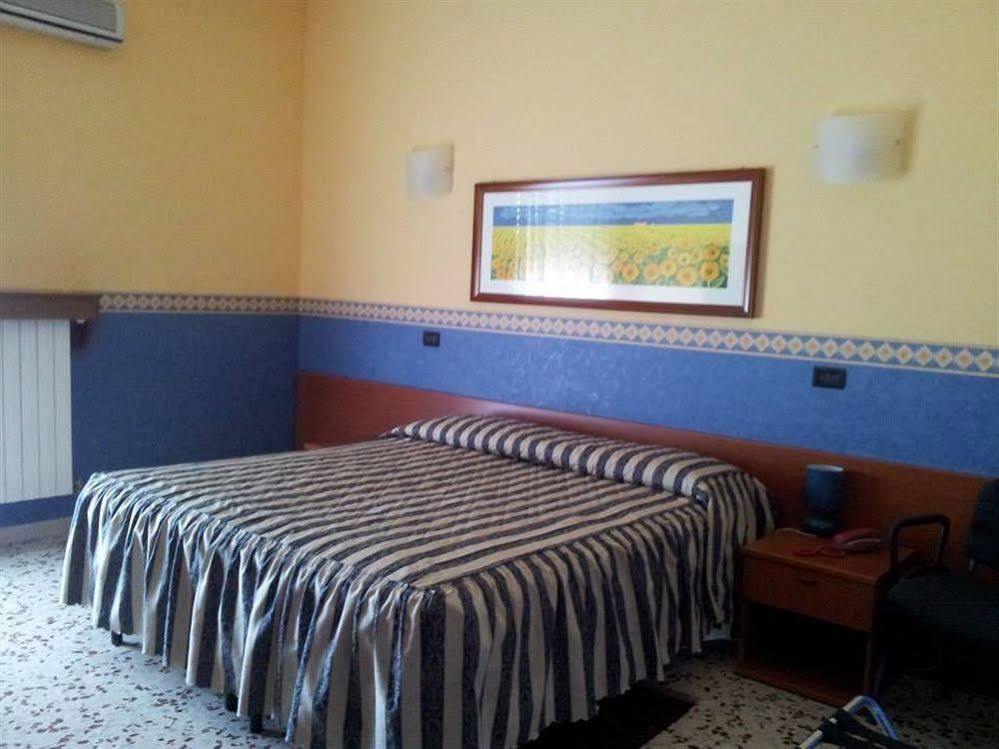Hotel Frejus Collegno Luaran gambar